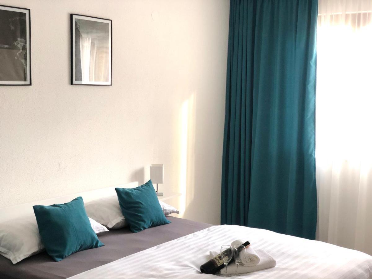 מוסטר Dream Apartments מראה חיצוני תמונה