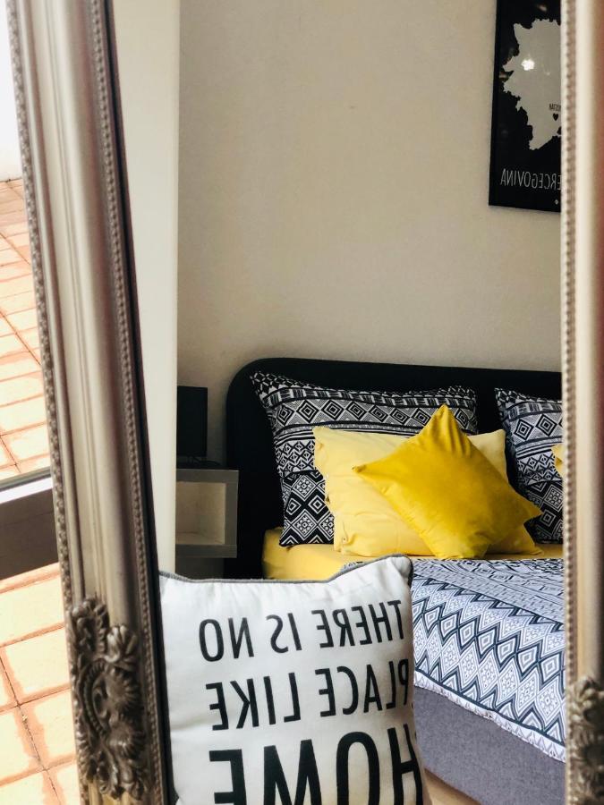 מוסטר Dream Apartments מראה חיצוני תמונה